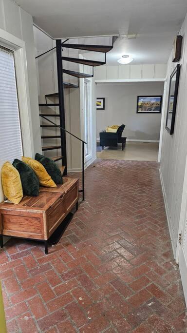 Fully Furnished Vicksburg Home Sleeps 10 外观 照片