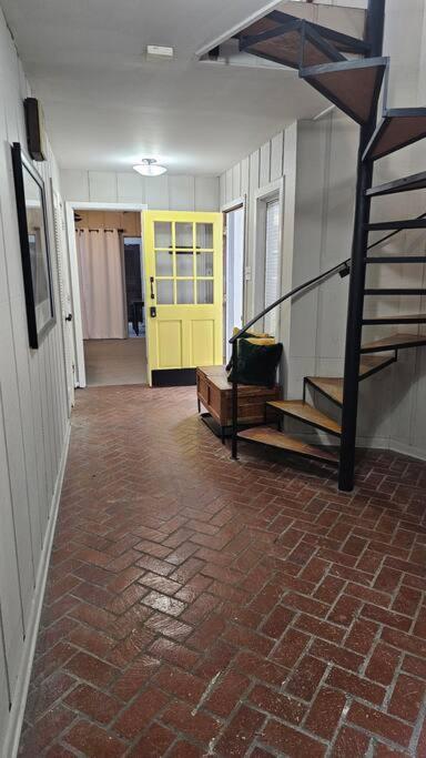 Fully Furnished Vicksburg Home Sleeps 10 外观 照片