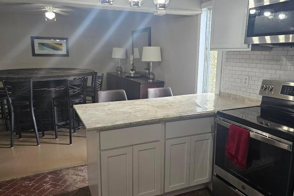 Fully Furnished Vicksburg Home Sleeps 10 外观 照片